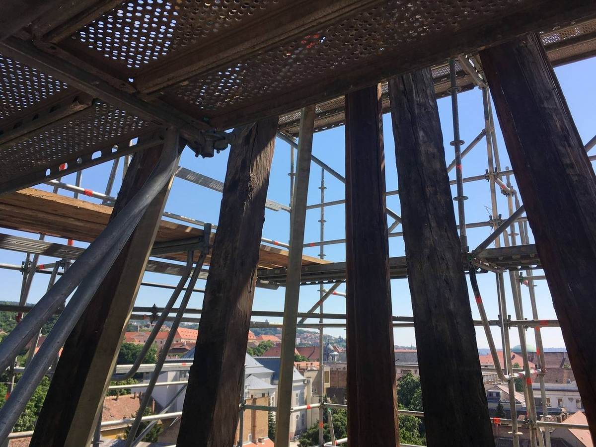 Pécs Convent Church – scaffolding, carpentry